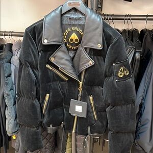 Moose Knuckles Black Puffer Jacket with Modern Appeal